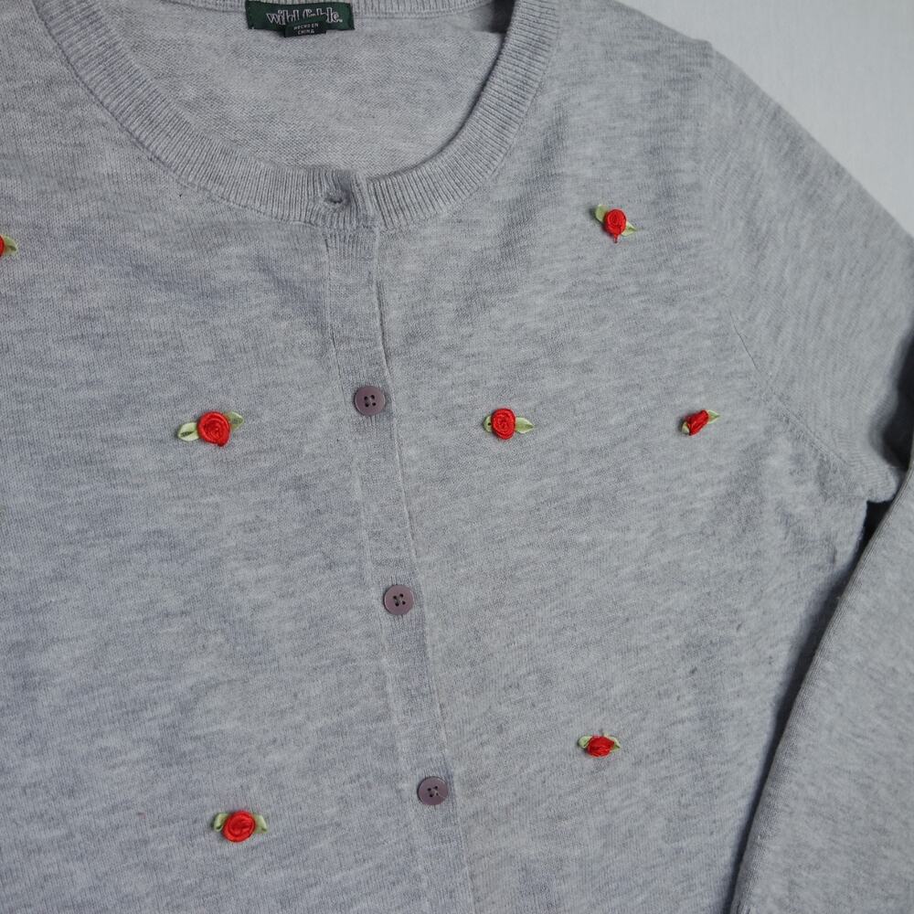 Wild Fable Gray Knit Cardigan Sweater Rose Embroidered Women's Size M - Picture 4 of 10